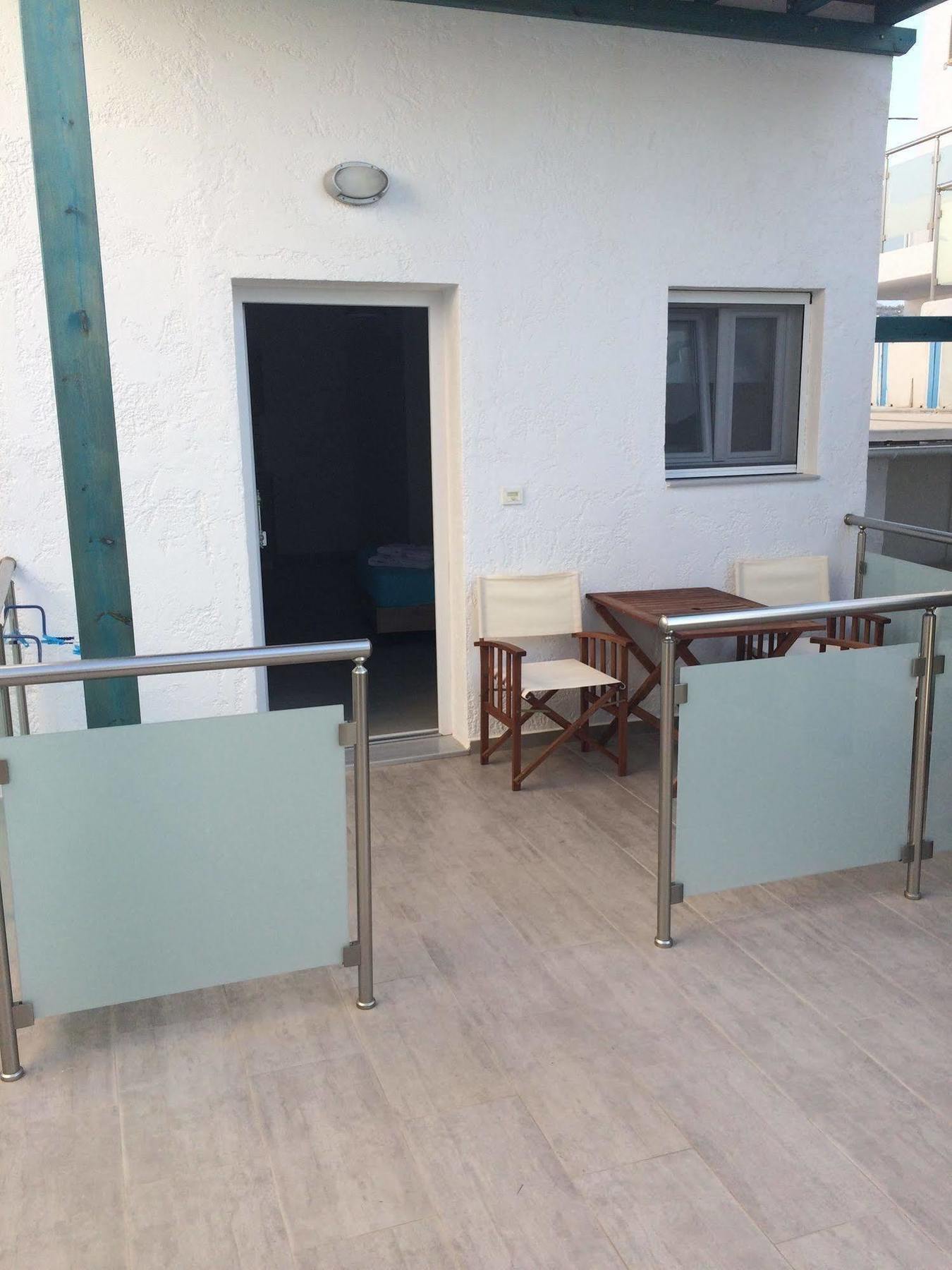 Socrates Apartmens & Restaurant 莫拉托斯 外观 照片